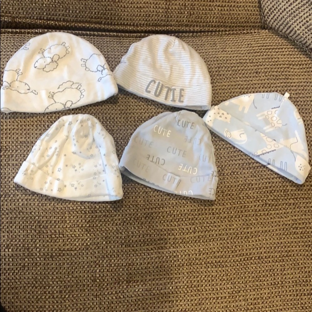 Lot of 5 newborn hats